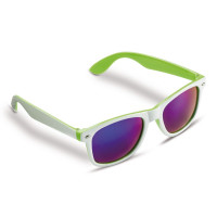 White / Light green