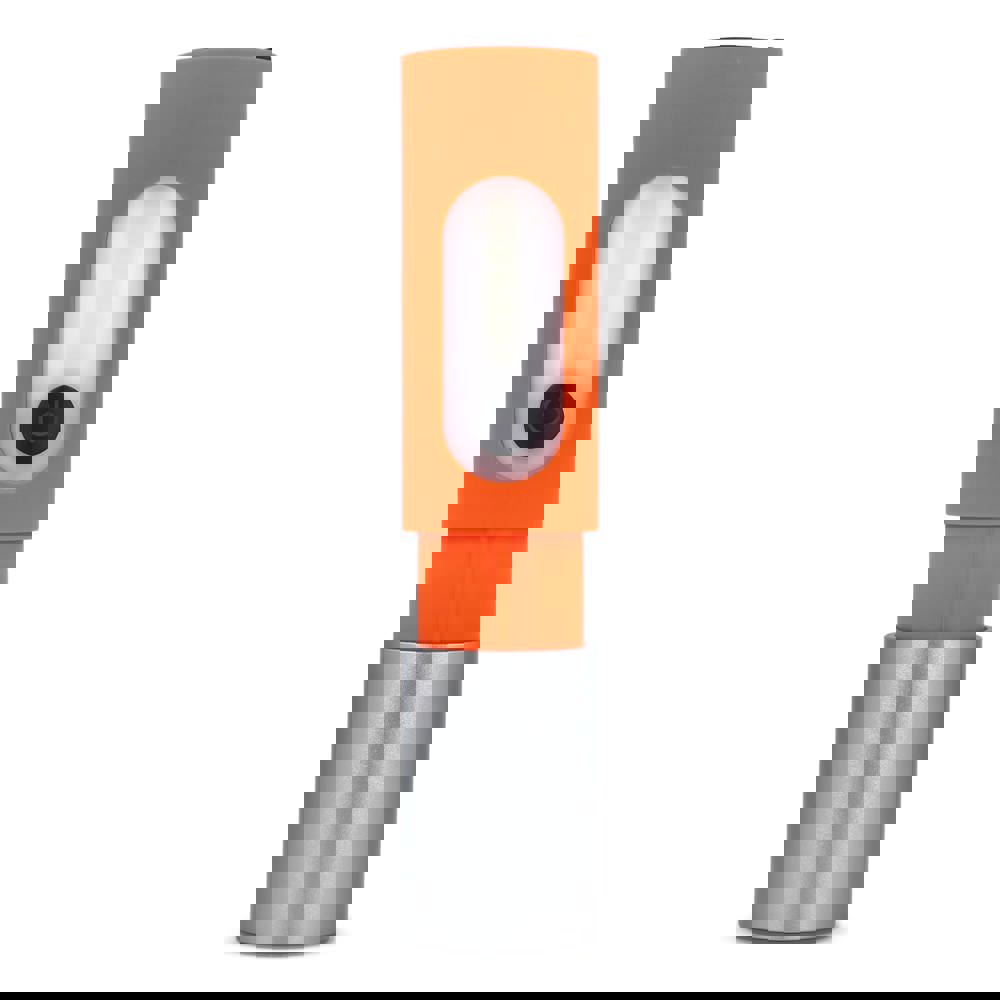 Wiederaufladbare 10-W-LED-Taschenlampe mit Zoomfunktion, 300 lm